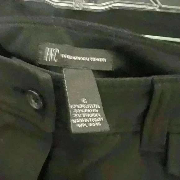 INC Wide Leg Capris - Picture 3 of 3